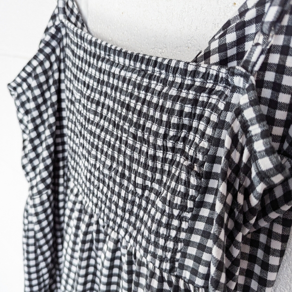 2/$20 Lily Morgan Checkered Gingham Black & White Adjustable Tank Top Smocked - Picture 5 of 8